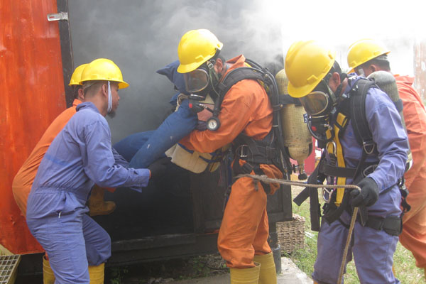 Confined Space Training pesisir selatan pidie ponogoro pontianak poso prabumulih probolinggo puncak jaya purbalingga purwakarta purworejo rantau tanjung selor tenggarong